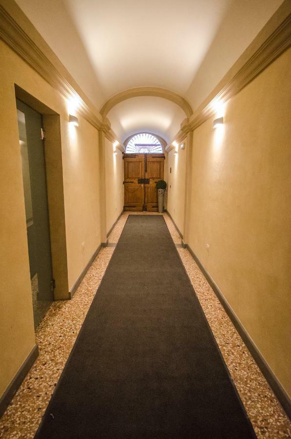 Azeglio Apartment, A Due Passi Da Piazza Maggiore Bologna Buitenkant foto