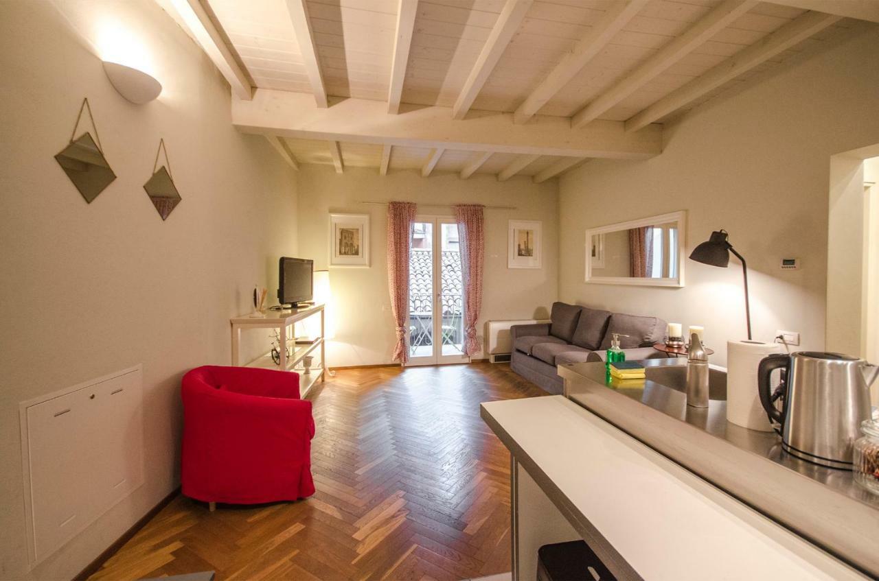 Azeglio Apartment, A Due Passi Da Piazza Maggiore Bologna Buitenkant foto