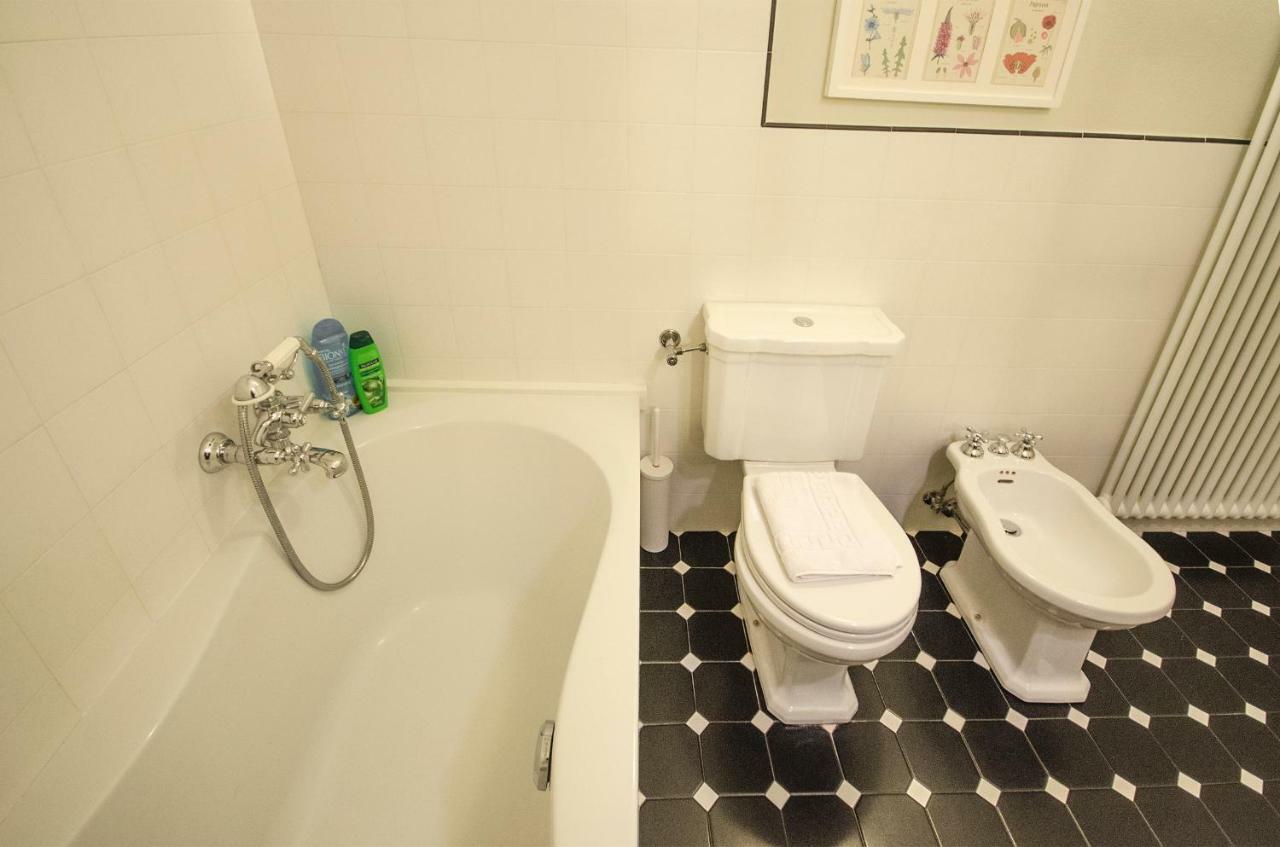Azeglio Apartment, A Due Passi Da Piazza Maggiore Bologna Buitenkant foto